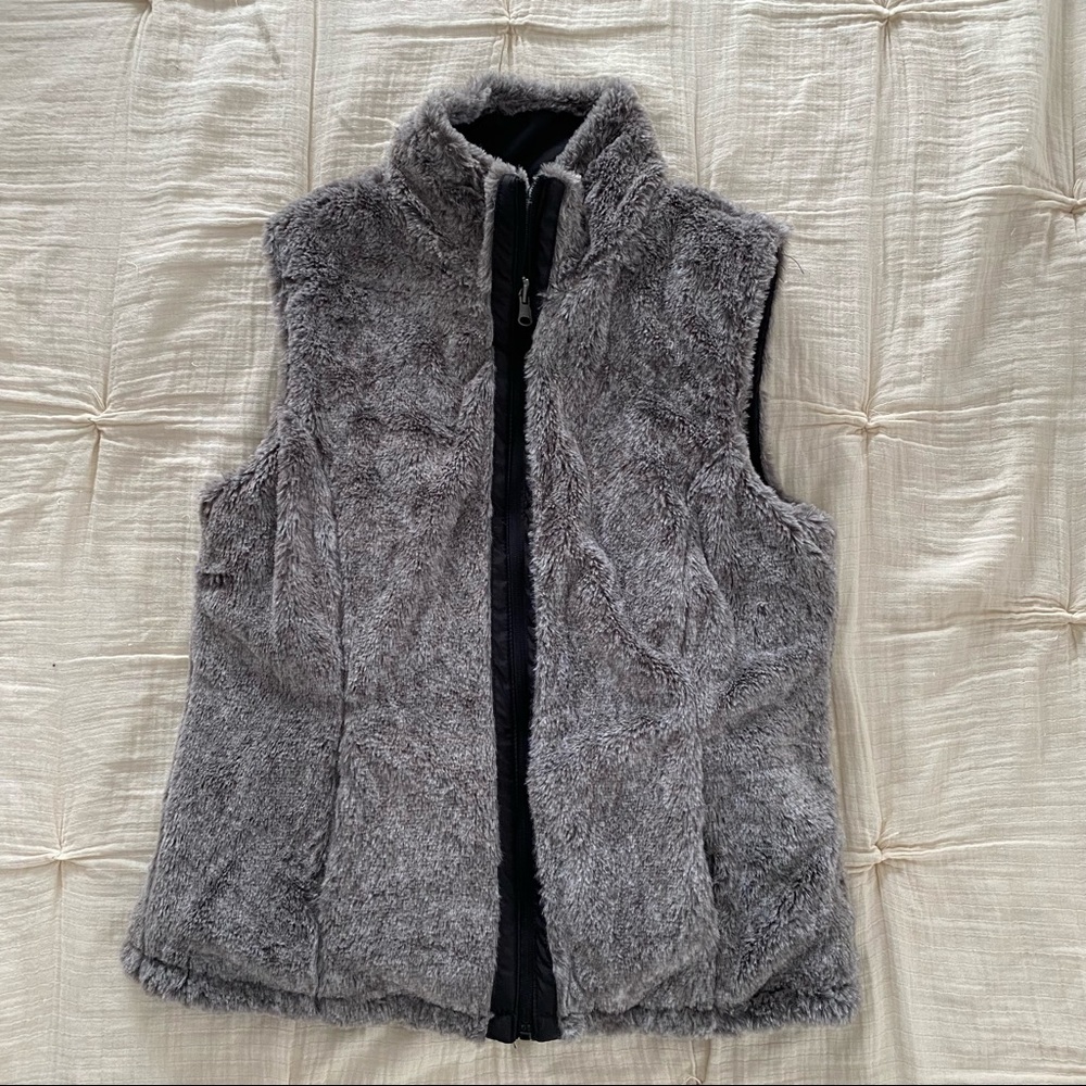NWOT 🪴 KC Collection Reversible Fur Vest - Picture 4 of 5